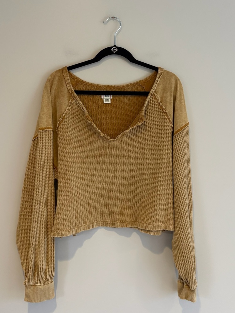 BDG Cropped V-Neck Waffle Knit Sweater in Tan